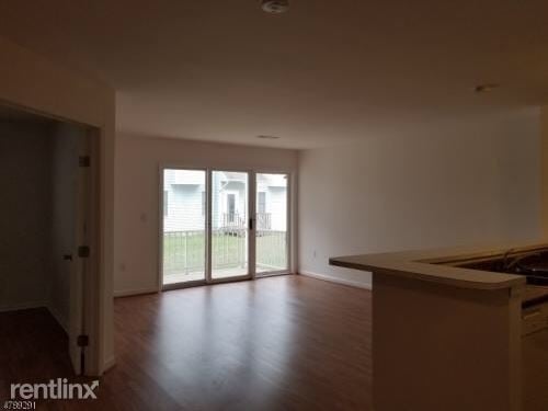 Building Photo - 3 br, 2 bath Condo - 512 Edpas Rd
