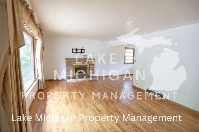 Foto del edificio - 1615 Plymouth Ave SE