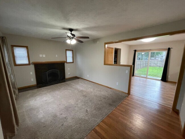 Foto del edificio - Great 3 Bed, 3 Bath house.