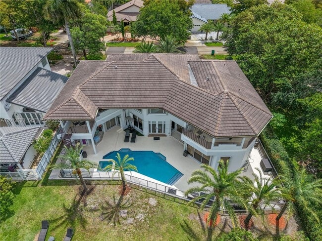 Photo - 14 Ardoch Pl (Miami Lakes, FL) House