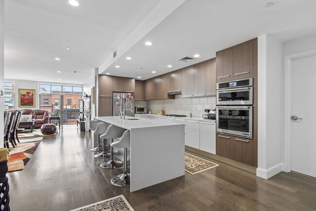 Foto del edificio - 150 Dorchester Ave