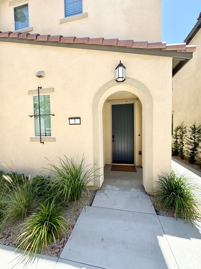 Building Photo - 16660 Rose Petal Way