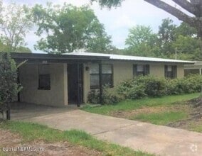 Building Photo - 5839 Sonora Dr W