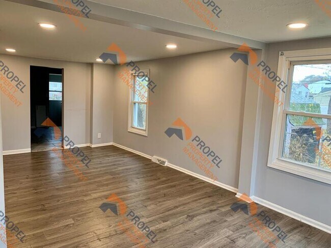 Building Photo - 7520 Studebaker Ave