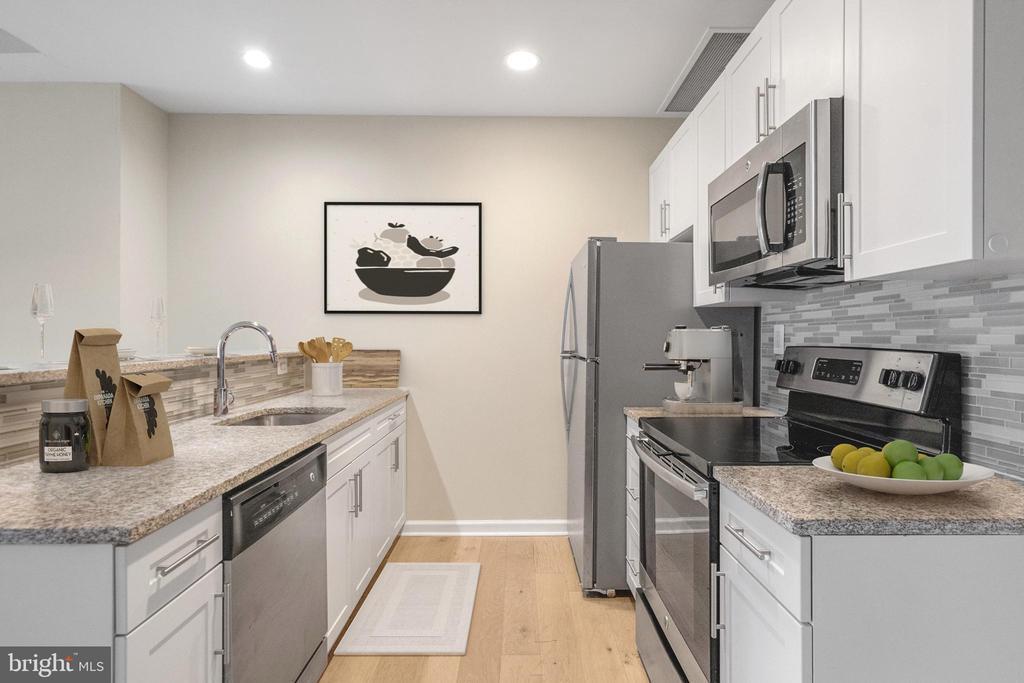 Foto principal - 250 N Christopher Columbus Blvd