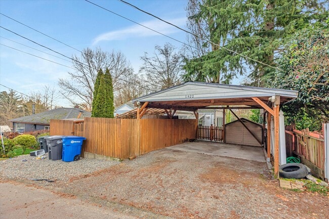 Building Photo - 11420 Roseberg Ave S