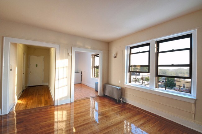 Building Photo - 93-23 218th St