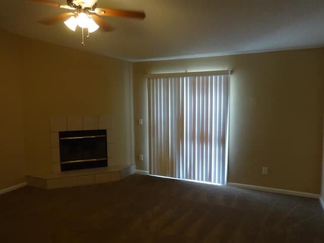 Foto del edificio - 674 Camp Francis Johnson Rd