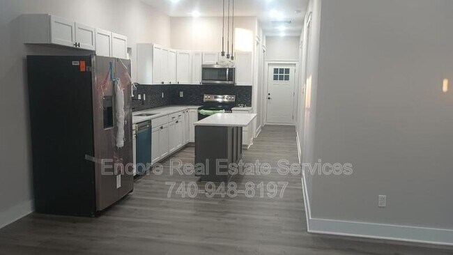 Foto del edificio - 14950 Park Pl Ave