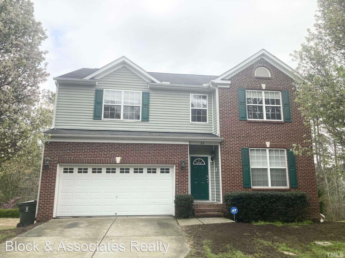 Primary Photo - 5 br, 3.5 bath House - 20 Autumn Leaf Lane