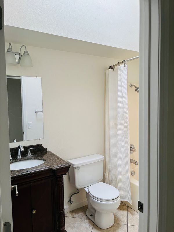 Foto del edificio - 45470 Clubhouse Dr