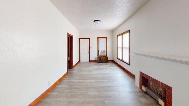 Foto del edificio - 108 2nd St NW