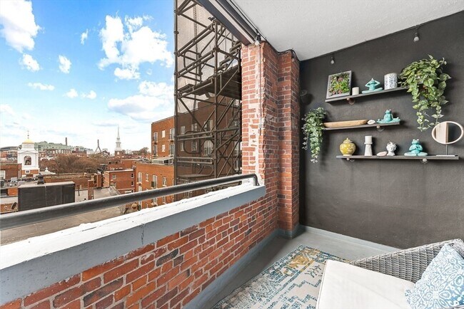 Foto del edificio - 300 Commercial St