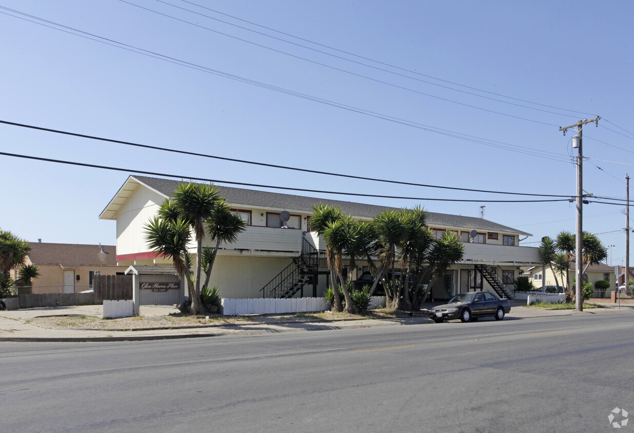 332 Towt St, Salinas, CA 93905 Apartments in Salinas, CA