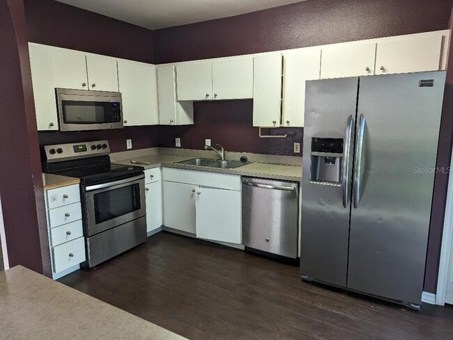 Building Photo - 18126 Birdwater Dr