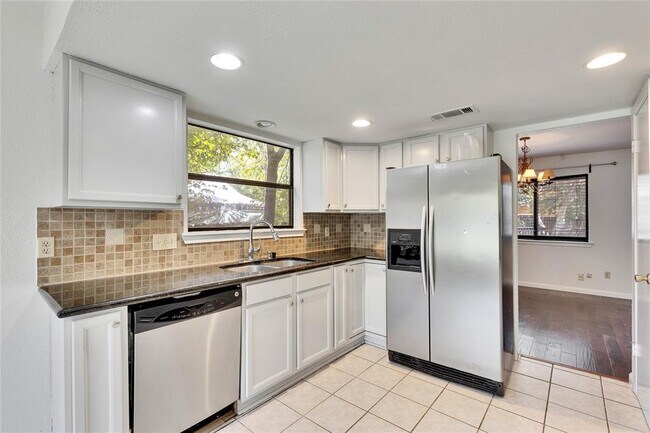 Foto del edificio - 7501 Gaines Mill Ln