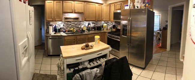 kitchen - 18 N Bassett St