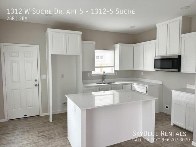 Building Photo - 1312 W Sucre Dr