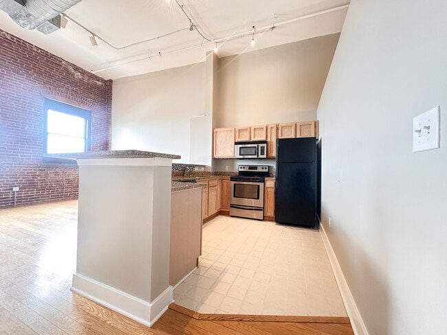 Kitchen - 200 Main St