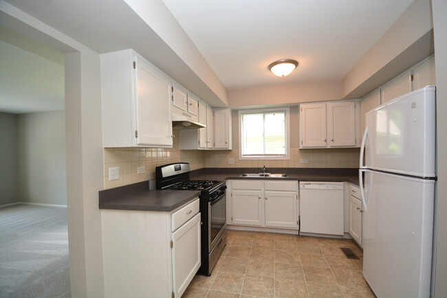 Building Photo - 1325 Haverhill Cir