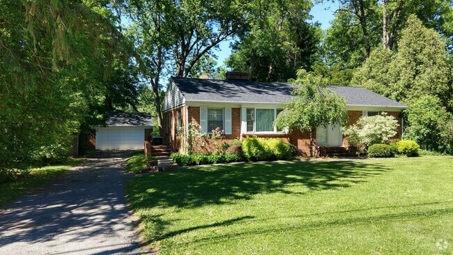 Building Photo - 2164 Westfall Rd