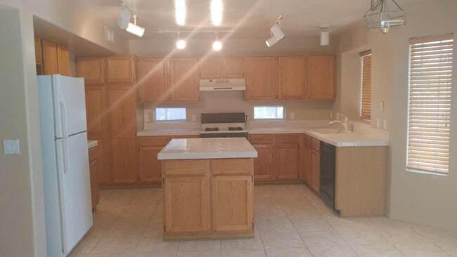 Foto del edificio - GOLF COURSE LOT WITH FANTASTIC VIEWS!