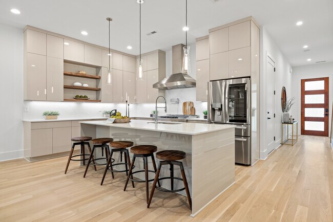 Foto del edificio - 4705 Walden Ct