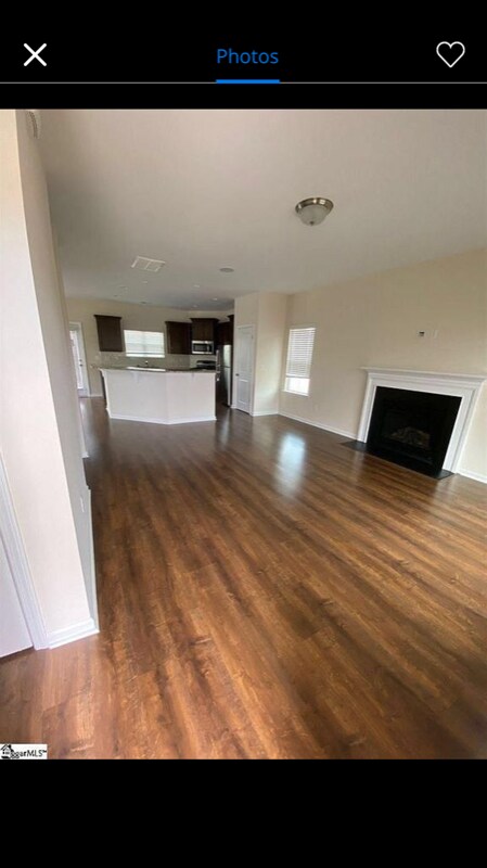 Building Photo - 305 Castleton Cir