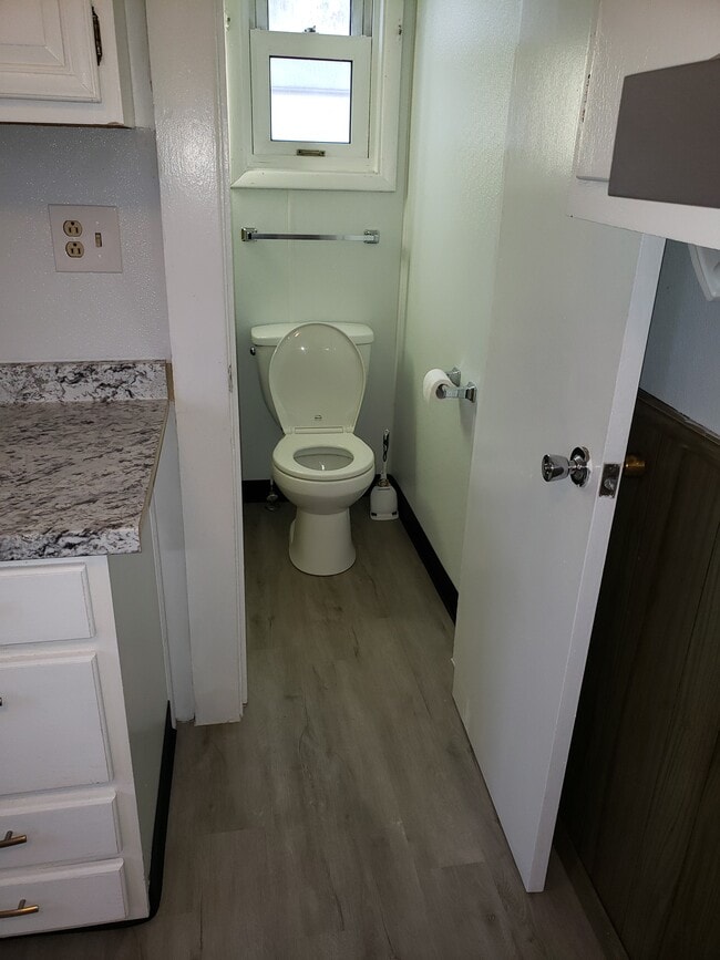 Photo - 148 Maple St House