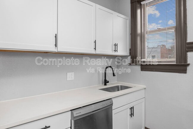 Building Photo - 3400 Dunnica Ave