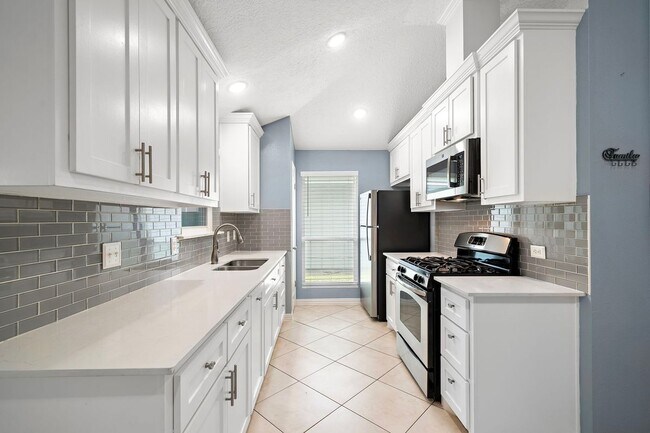 Foto del edificio - 11119 Wheatridge Dr