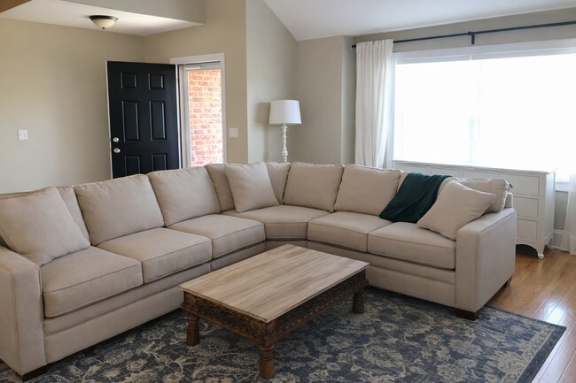 Foto del edificio - 2198 Balclutha Ln