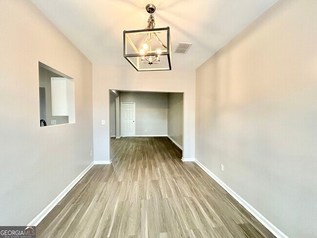 Foto del edificio - 1026 Wheel House Ln