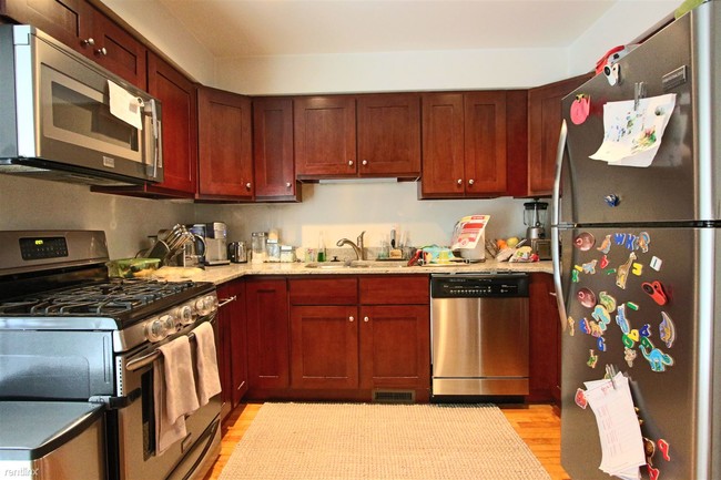 Foto del edificio - 3 br, 3.5 bath  - 823 W Willow St