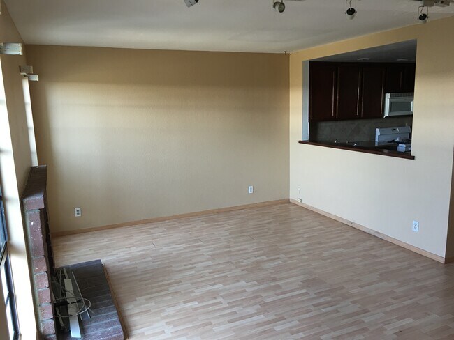 Building Photo - 2521 Artesia Blvd