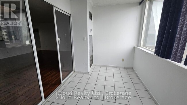 Building Photo - 80 Alton Towers Cir