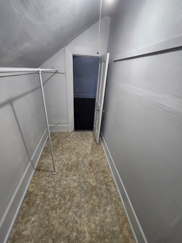 Building Photo - 807 English St