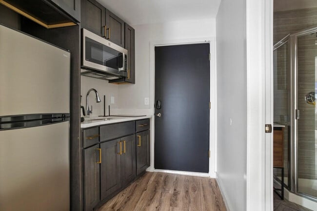Foto del edificio - 94 Cottage St