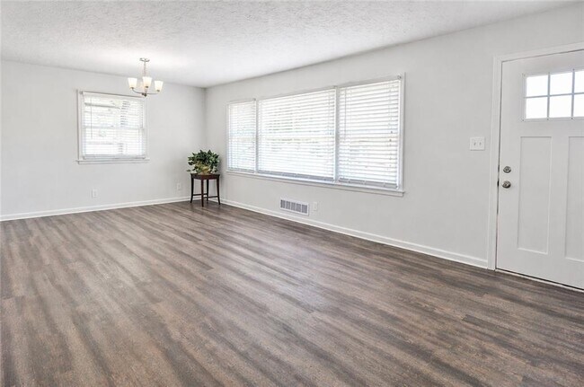 Foto del edificio - 2191 Greystone Way