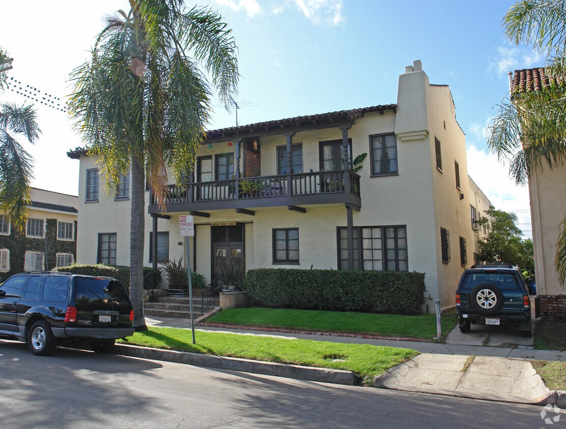 Building Photo - 401 N Genesee Ave