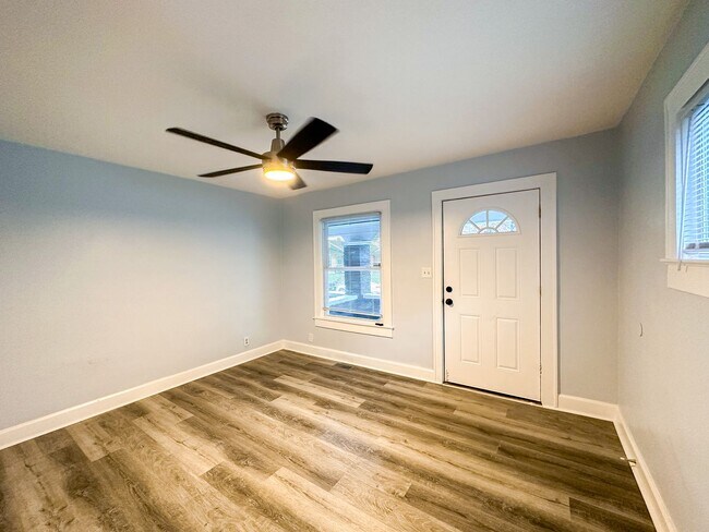Foto del edificio - 840-840 N Chester Ave
