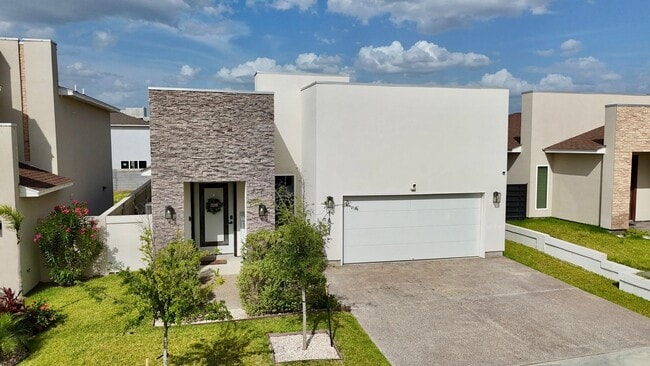 Foto del edificio - 1421 Eagles Ln