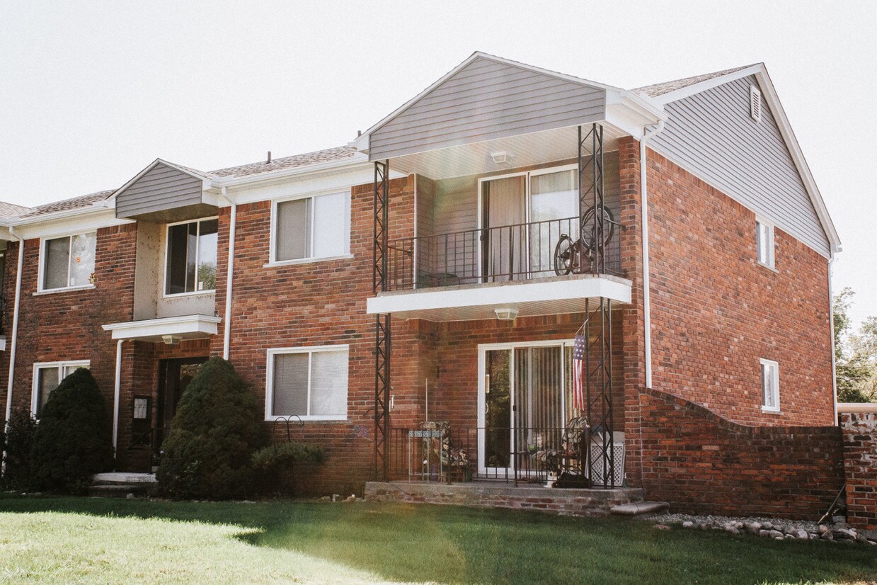 Primary Photo - 10045 Groh Rd