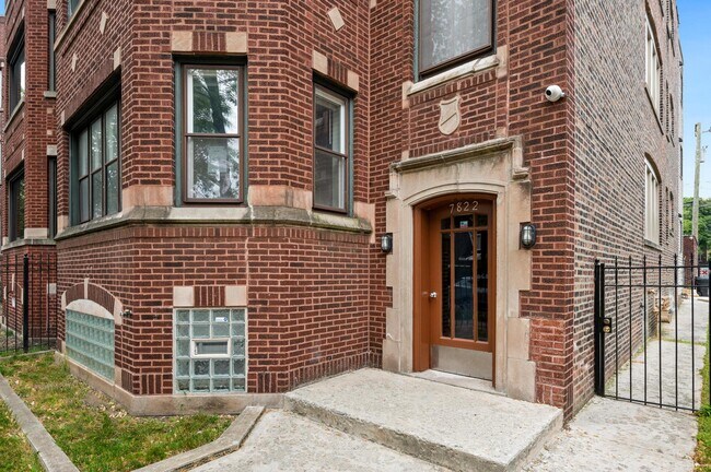Foto del edificio - 7822 S Colfax Ave