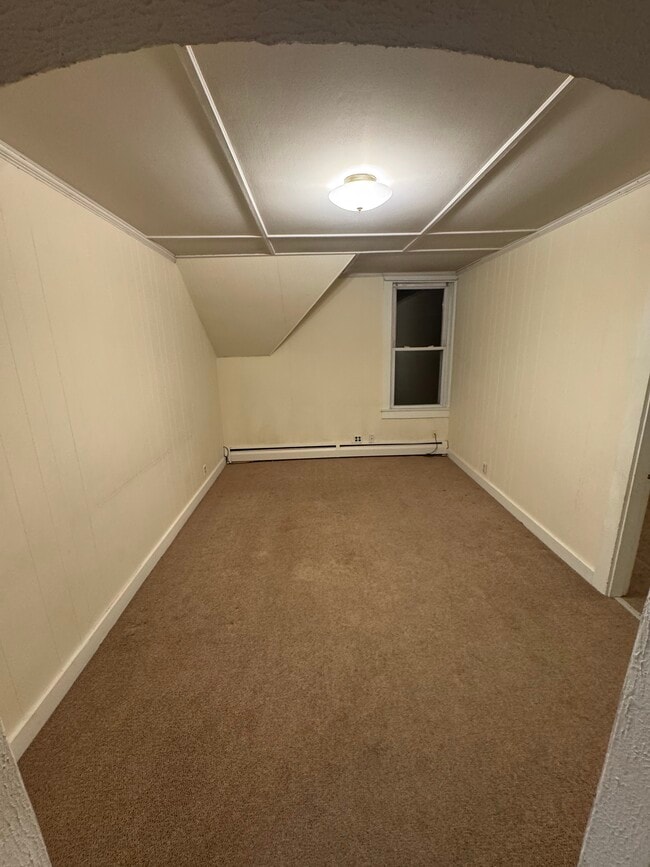 Building Photo - 48 Clinton Ave