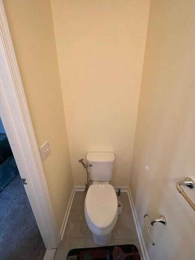 Foto del edificio - 1038 Chapman Cir