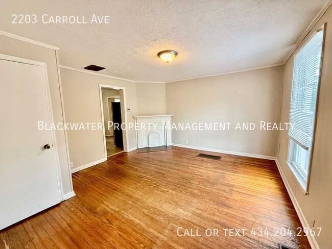 Building Photo - 2203 Carroll Ave