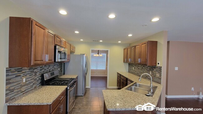 Foto del edificio - 1165 Amhearst Oaks Dr