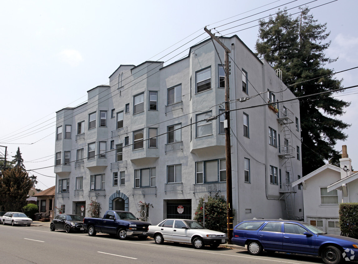 Foto principal - The Oakland Avenue Apartments