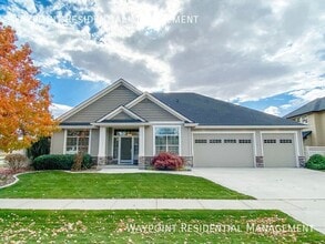 Building Photo - 1923 W Salerno St